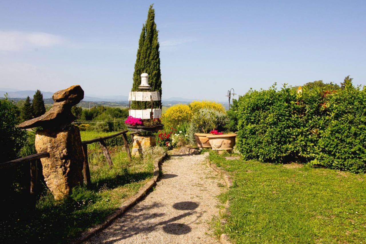 Agriturismo Poggio Pistolese มอนตาโยเน ภายนอก รูปภาพ