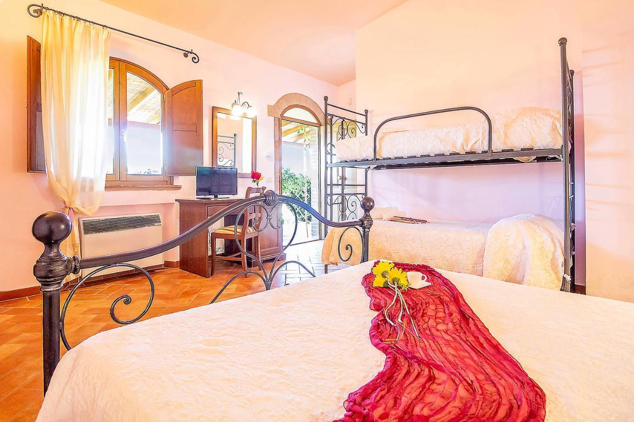 Agriturismo Poggio Pistolese มอนตาโยเน ภายนอก รูปภาพ